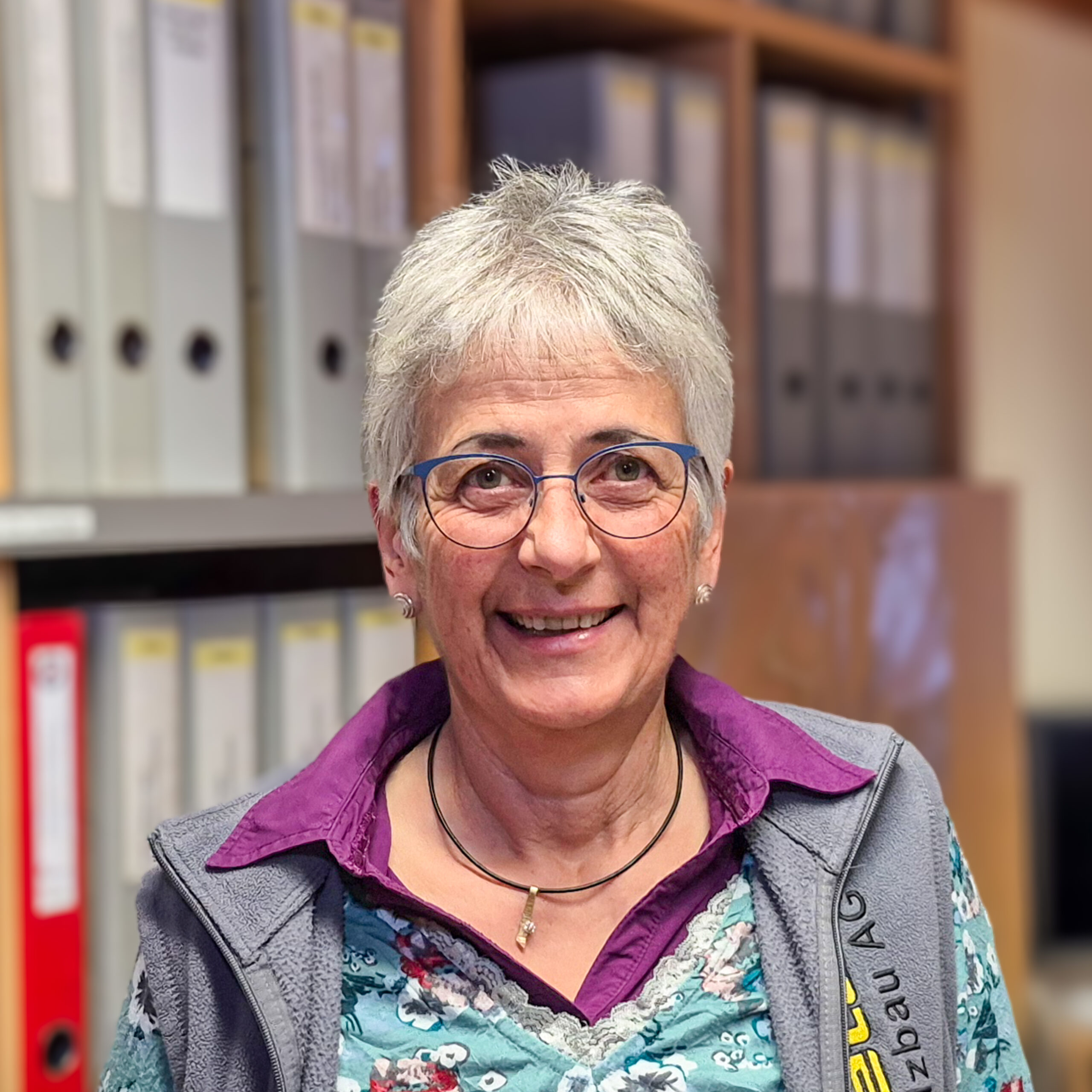 Porträtbild von Peter Eva